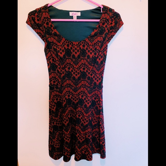 Candie's Dresses & Skirts - Candies red & black short sleeve skater dress! Candie's Dresses & Skirts - Candies red & black short sleeve skater dress!